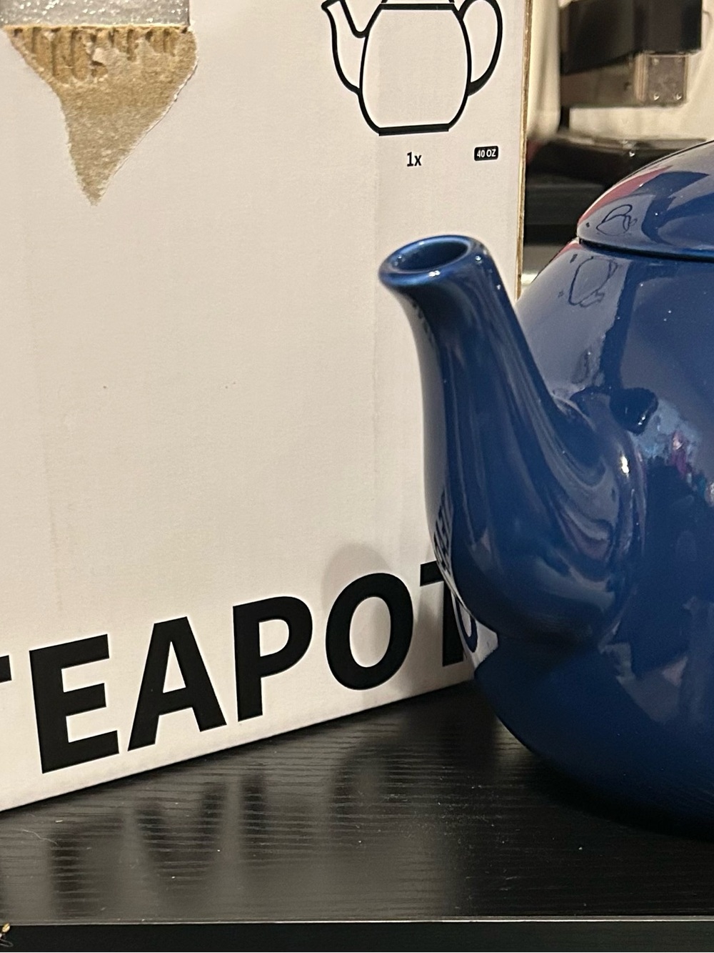 Sweet 2313 Porcelain Teapot 40 oz